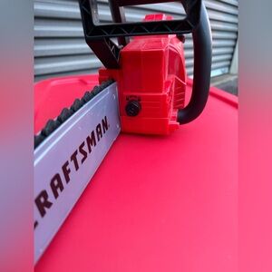 Craftsman Red Chainsaw